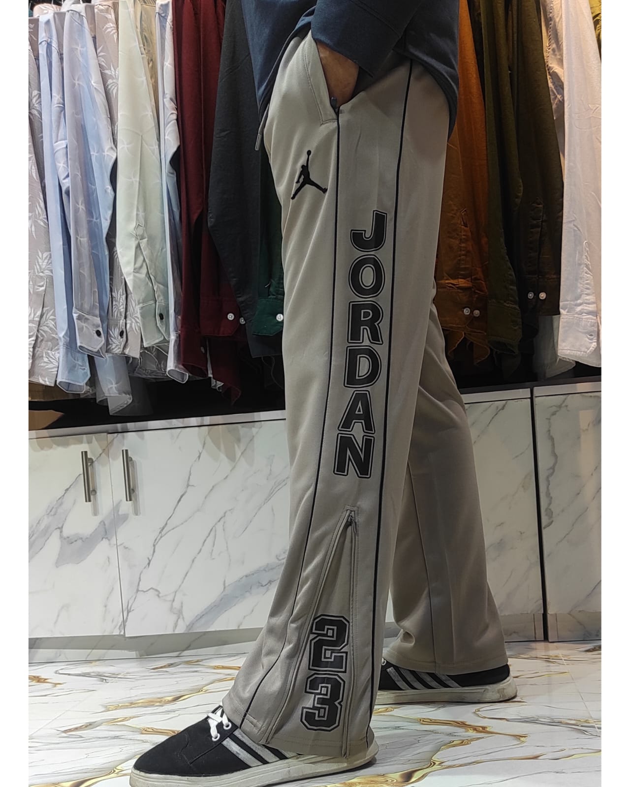 1 pcs Masterpiece Premium Loose-Fit Trouser(Khaki)