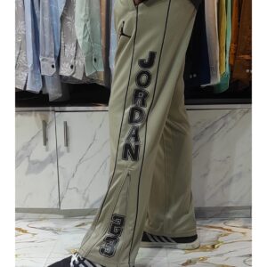 1 pcs Masterpiece Premium Loose-Fit Trouser(Light brown)